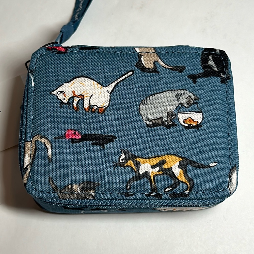 Vera Bradley Travel Pill Box #40